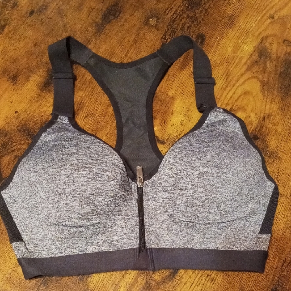 NWOT Victoria's Secret Sport 32C Black Grey Sexy Padded Underwire sports bra